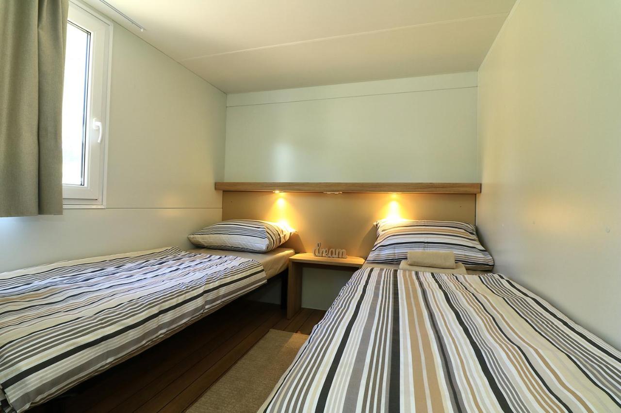 Mobil Homes Malufi 266 Jezera Exterior photo